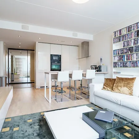 Central 1-Bedroom Apartment With Free Parking Tallinn Exterior photo