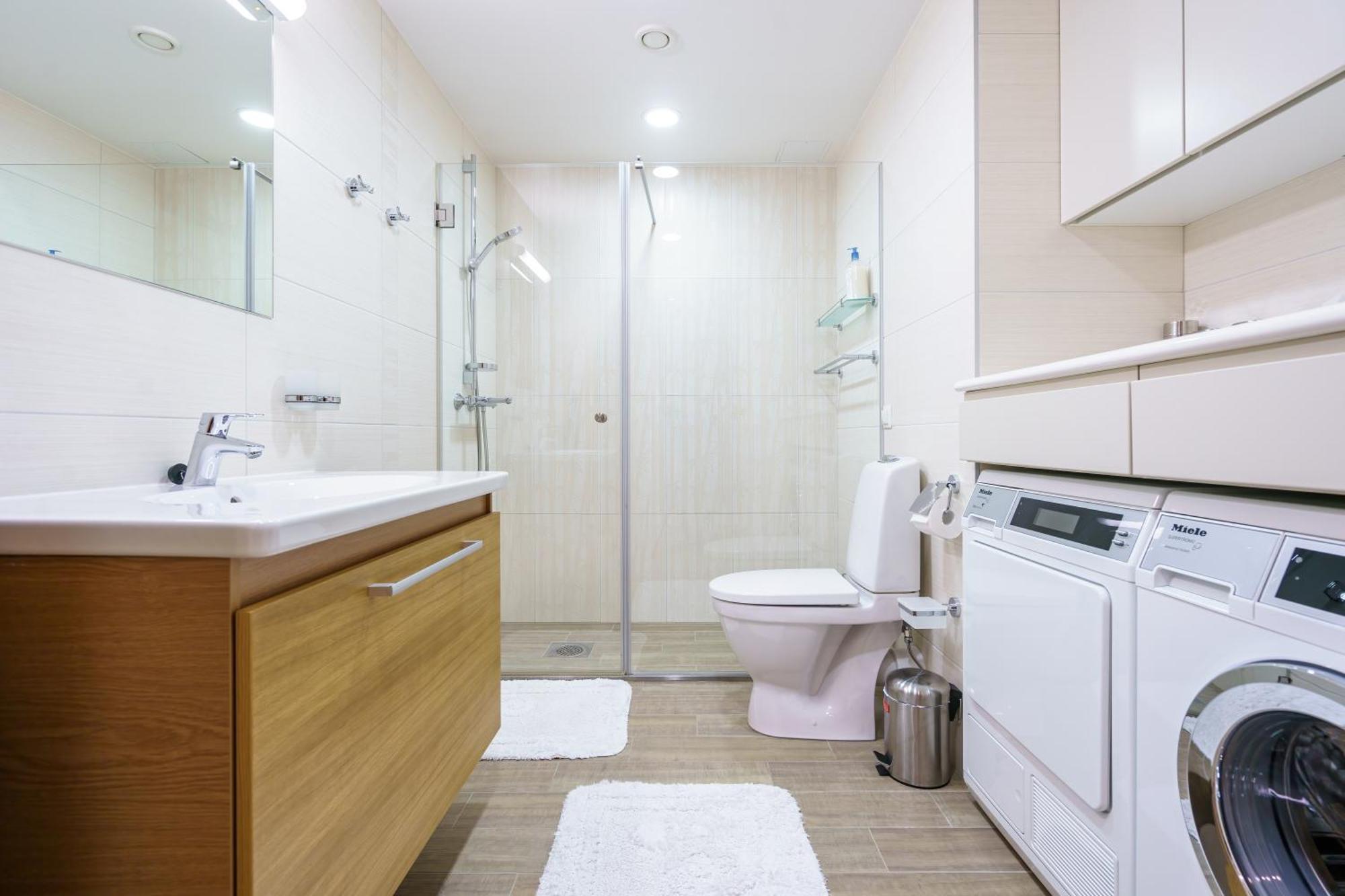 1-bedroom With Free Parking Íbúð *