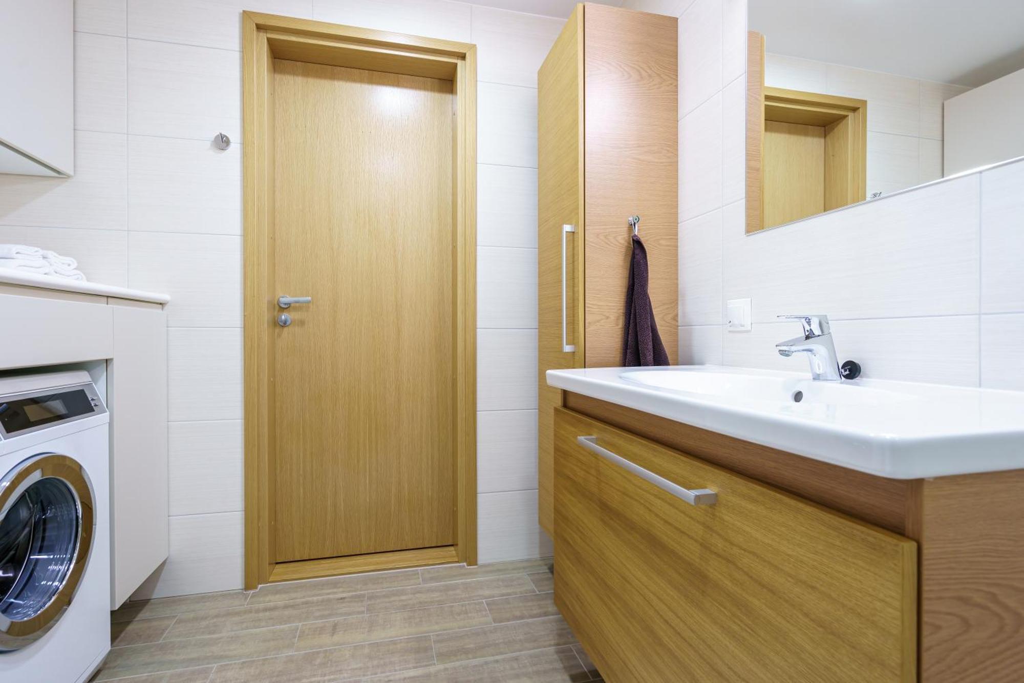 Íbúð 1-bedroom With Free Parking *